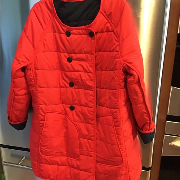 Reversible quilted Jacket great for cold weather - Picture 2 of 3